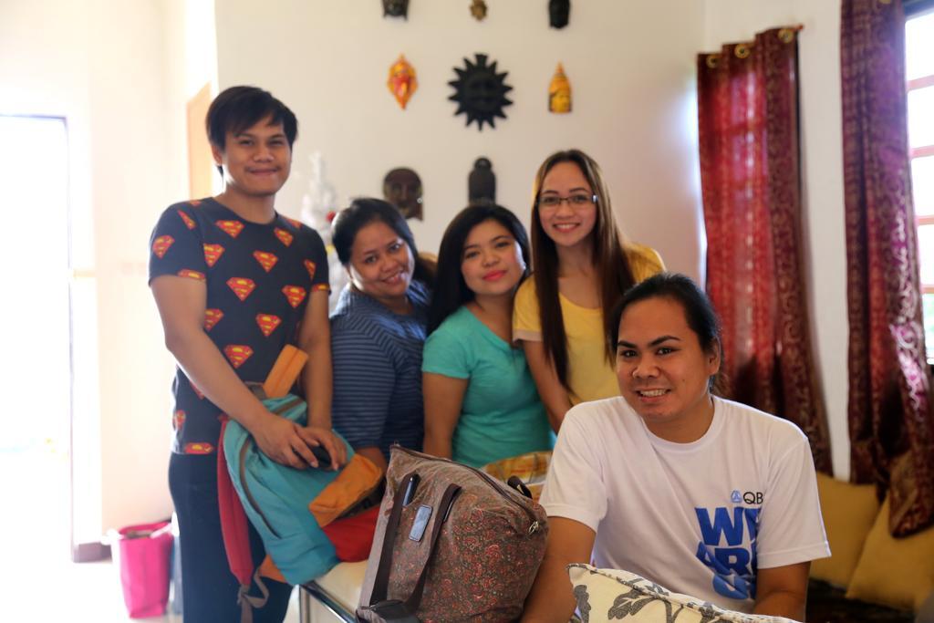Dee Guest House Lapu-Lapu City Exterior photo