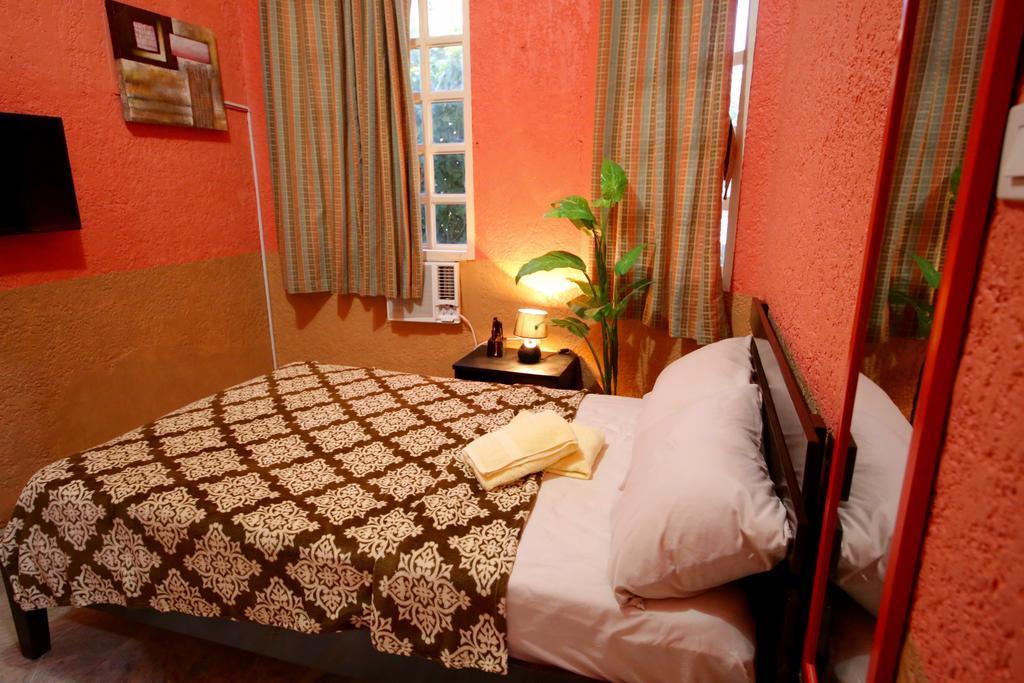 Dee Guest House Lapu-Lapu City Exterior photo
