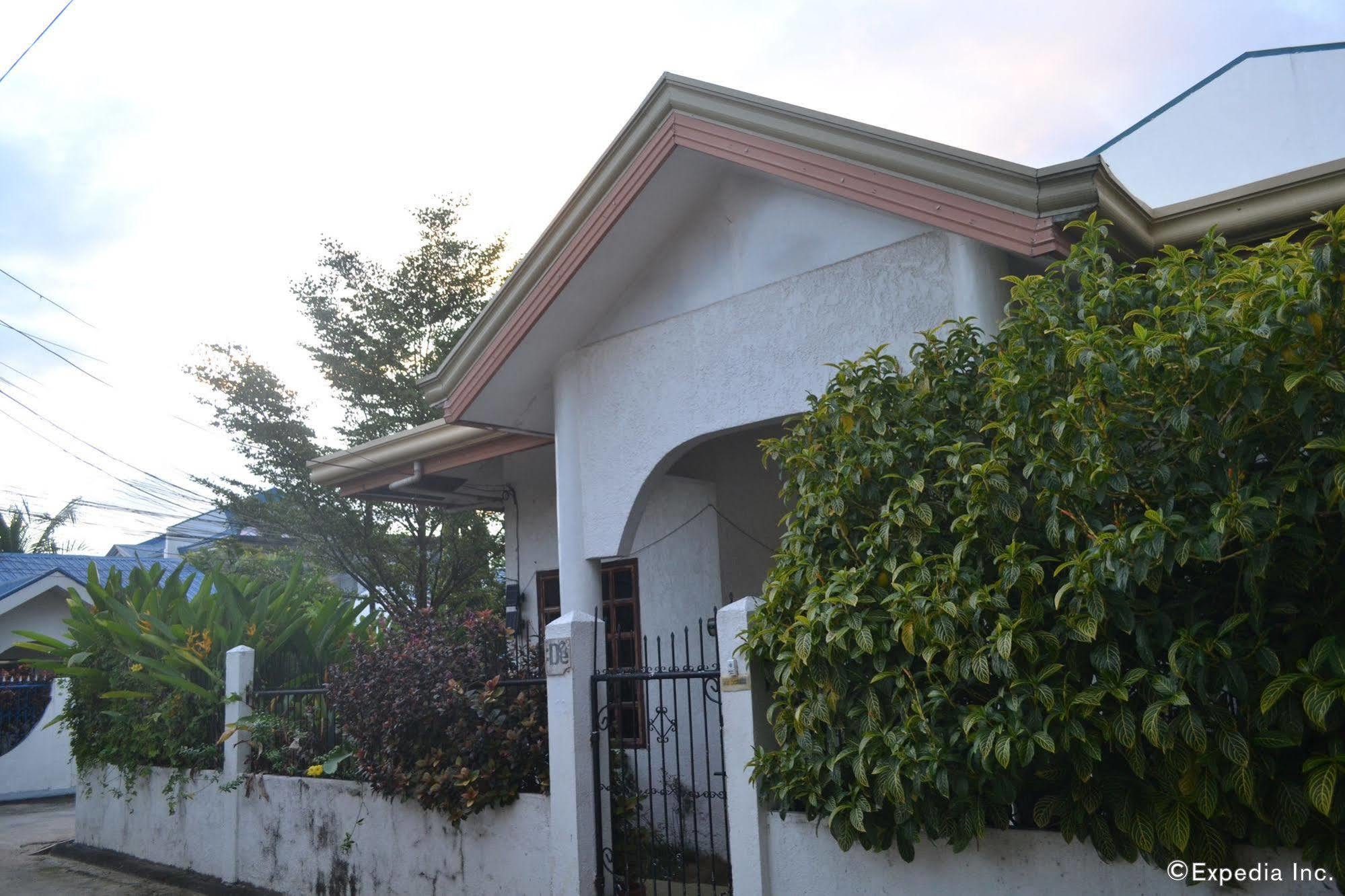 Dee Guest House Lapu-Lapu City Exterior photo