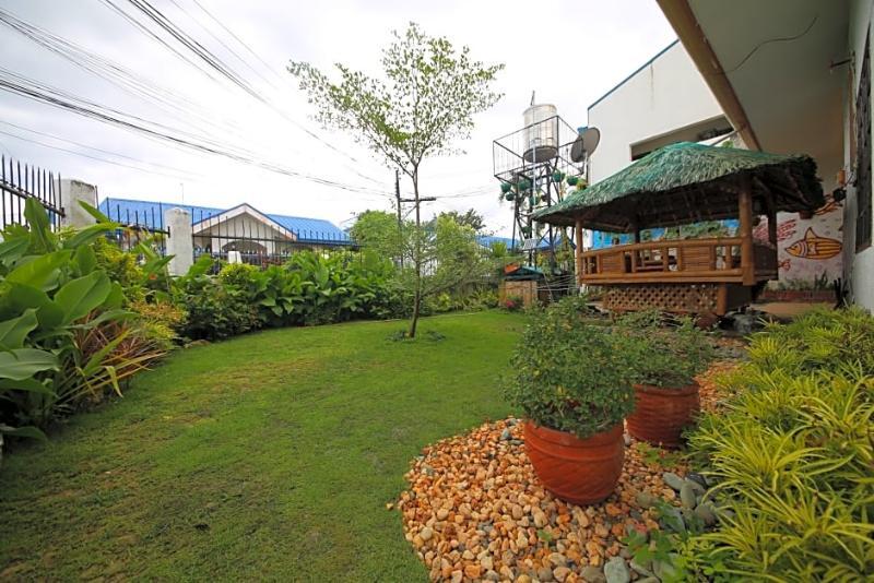 Dee Guest House Lapu-Lapu City Exterior photo